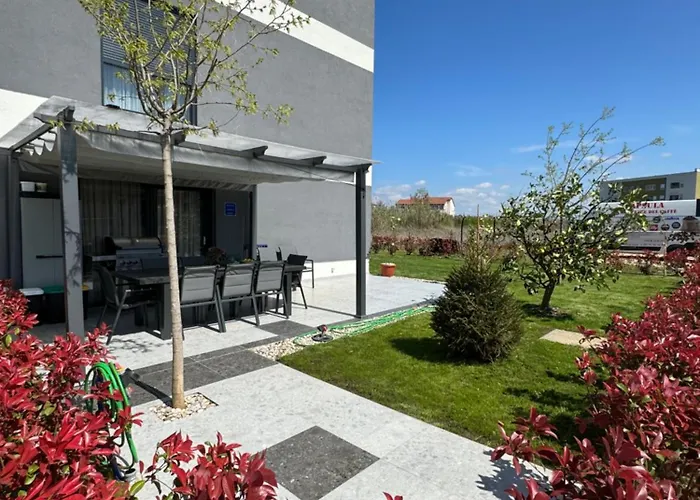 Capsula Luxury Apartman *