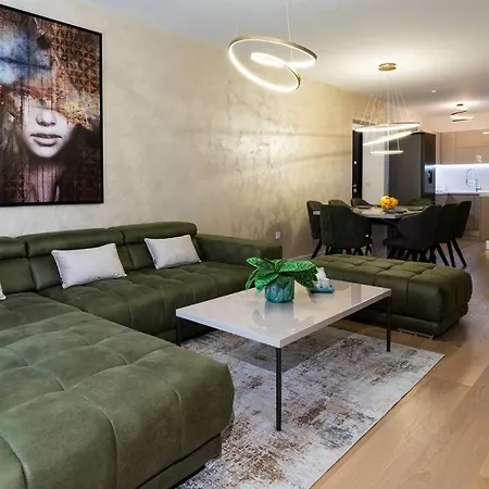 Capsula Luxury Umag
