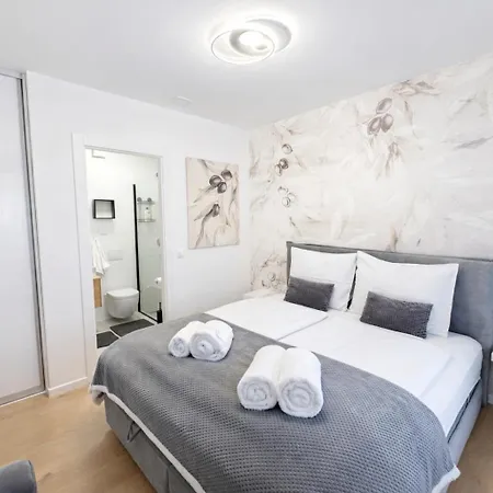 Capsula Luxury Apartment Umag