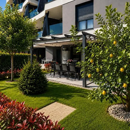 Capsula Luxury - Garden Lounge, Grill And Free Parking Lejlighed *