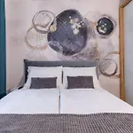 Capsula Luxury